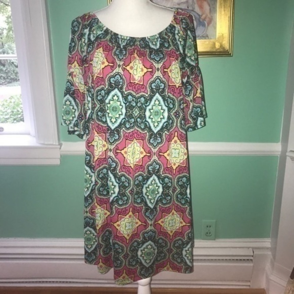 Yahada Dress Size Medium